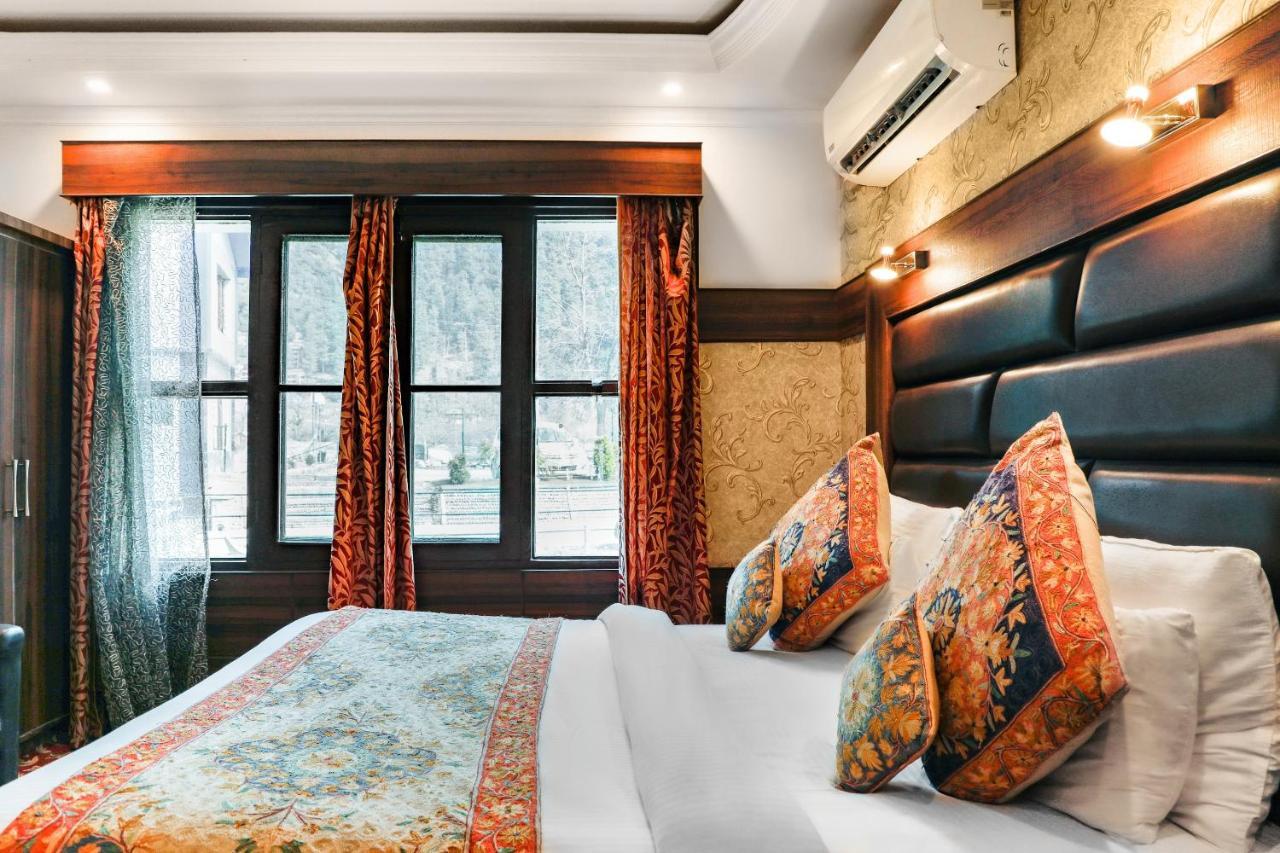 ホテルPahalgam Retreat エクステリア 写真